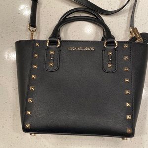Michael Kors - Black Crossbody